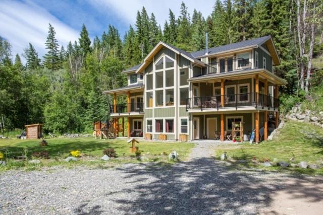 Peaks Bed And Breakfast Sun Peaks Exterior photo